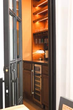 Maison Blanche | 2.5 Acres | Sleeps 13 - Image 4